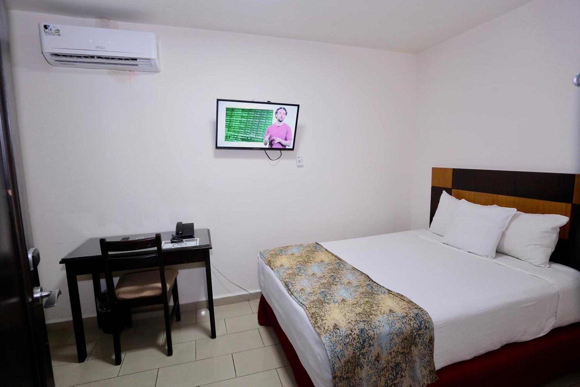 Metro Hotel Panama Екстериор снимка